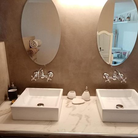 Au Coeur Du Luberon Hotel Cavaillon Buitenkant foto