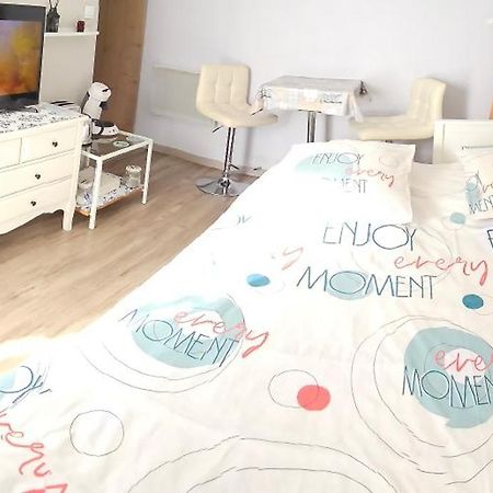 Au Coeur Du Luberon Hotel Cavaillon Buitenkant foto