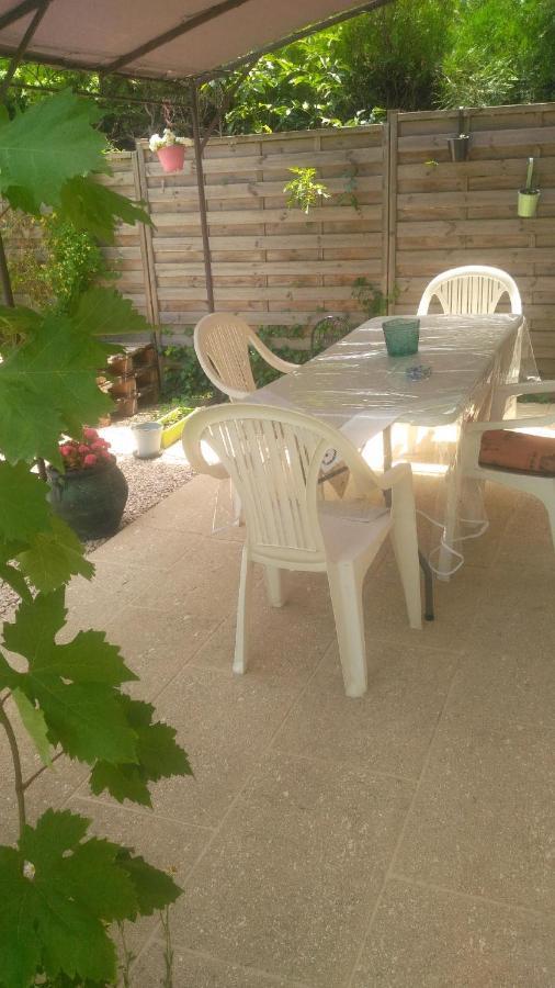 Au Coeur Du Luberon Hotel Cavaillon Buitenkant foto