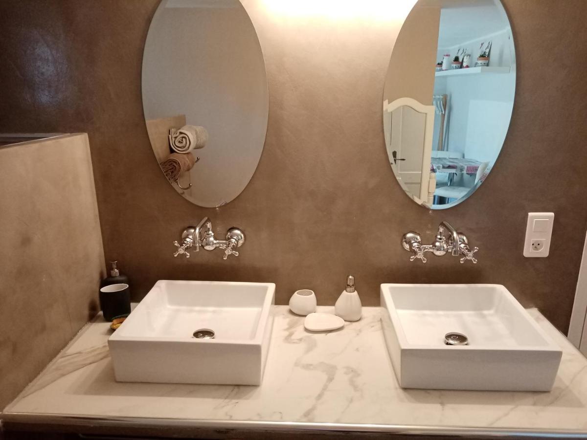 Au Coeur Du Luberon Hotel Cavaillon Buitenkant foto
