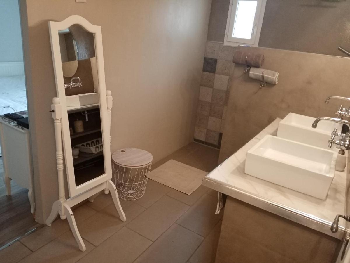 Au Coeur Du Luberon Hotel Cavaillon Buitenkant foto